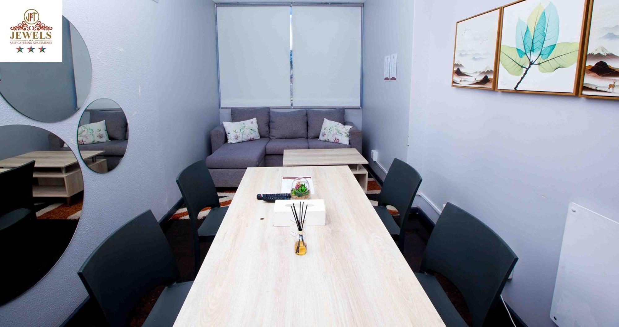 Jft Self Catering Units Bed and Breakfast East London Εξωτερικό φωτογραφία
